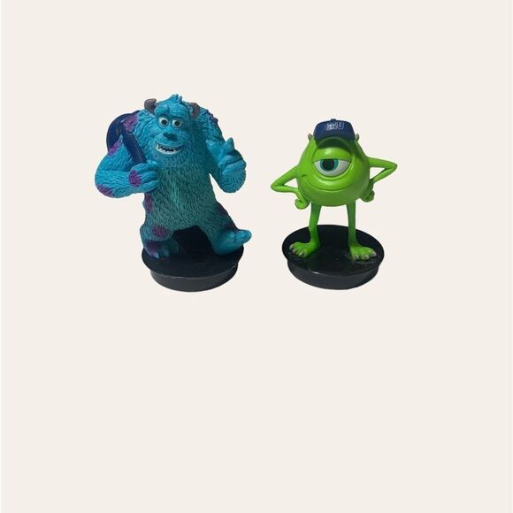 A Dozen Movie Collectible Figures Lot - Picture 2 of 9